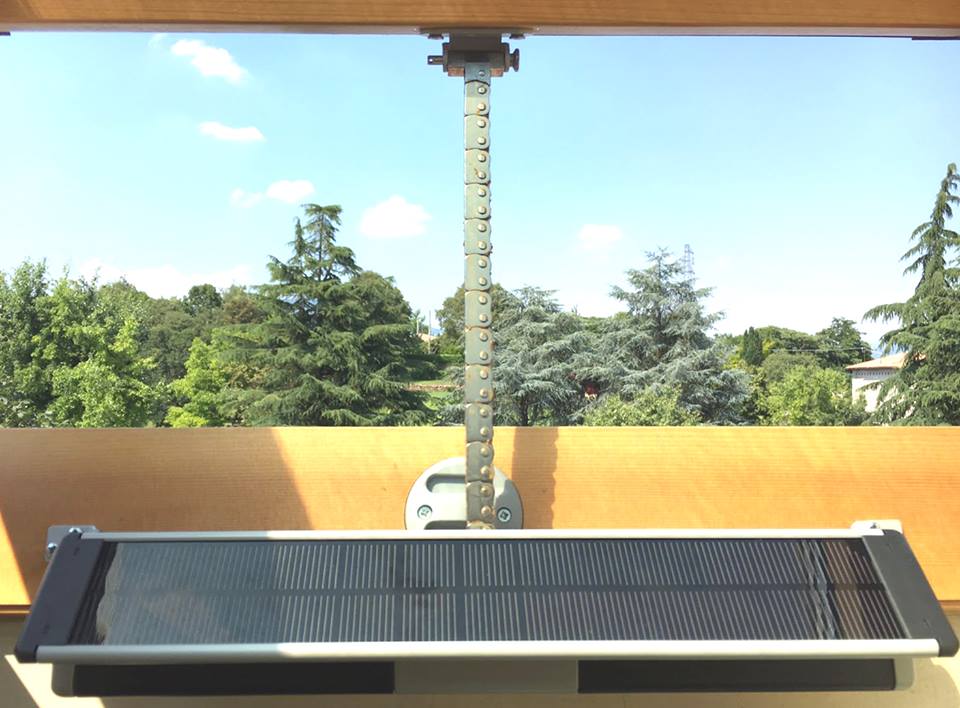 Motore solare finestra per tetti
